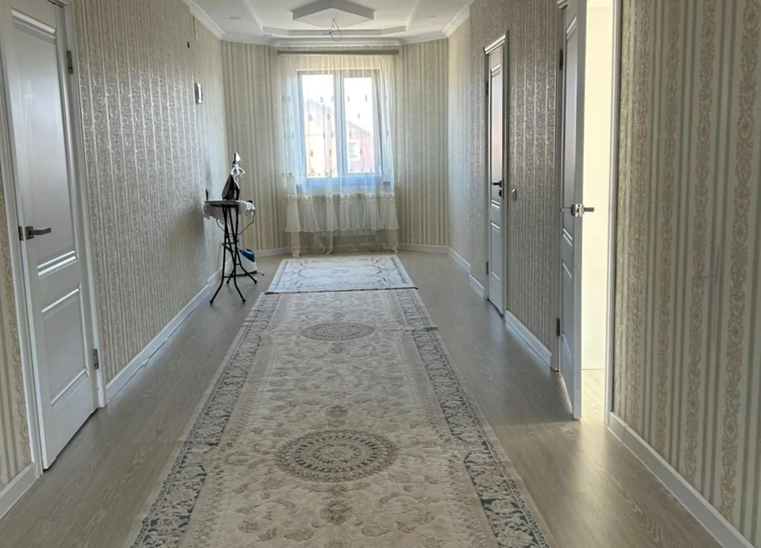 Просторный И Светлый Дом Apartment Almaty