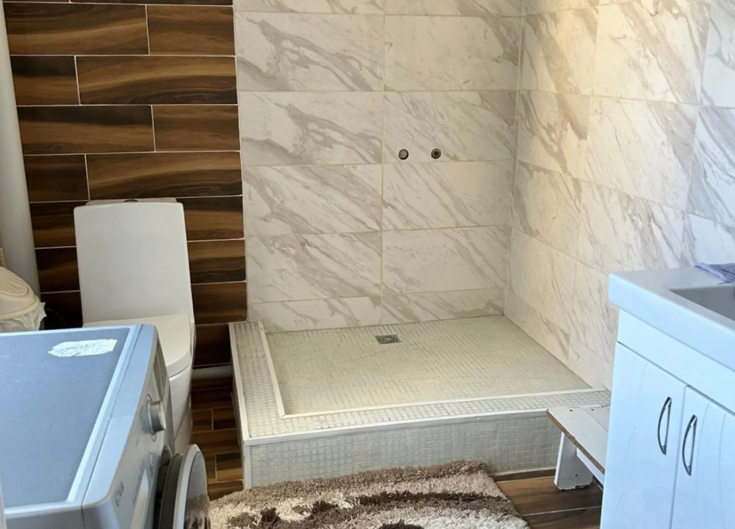Просторный И Светлый Дом Apartment Almaty