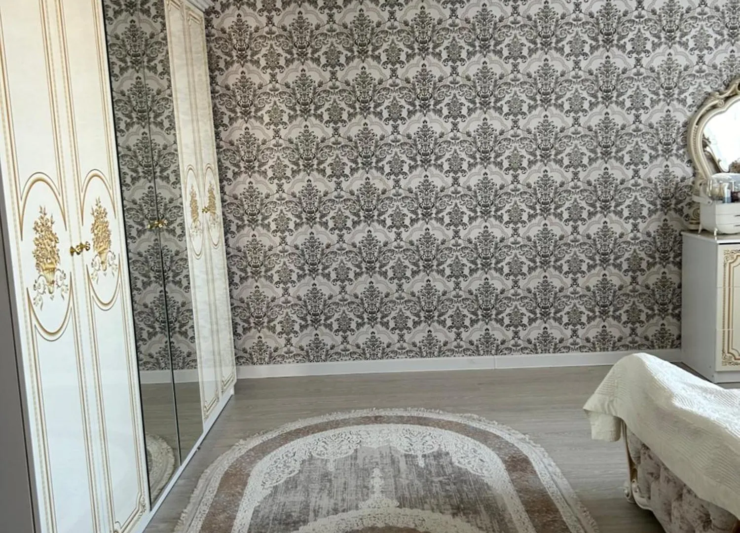 Просторный И Светлый Дом Apartment Almaty