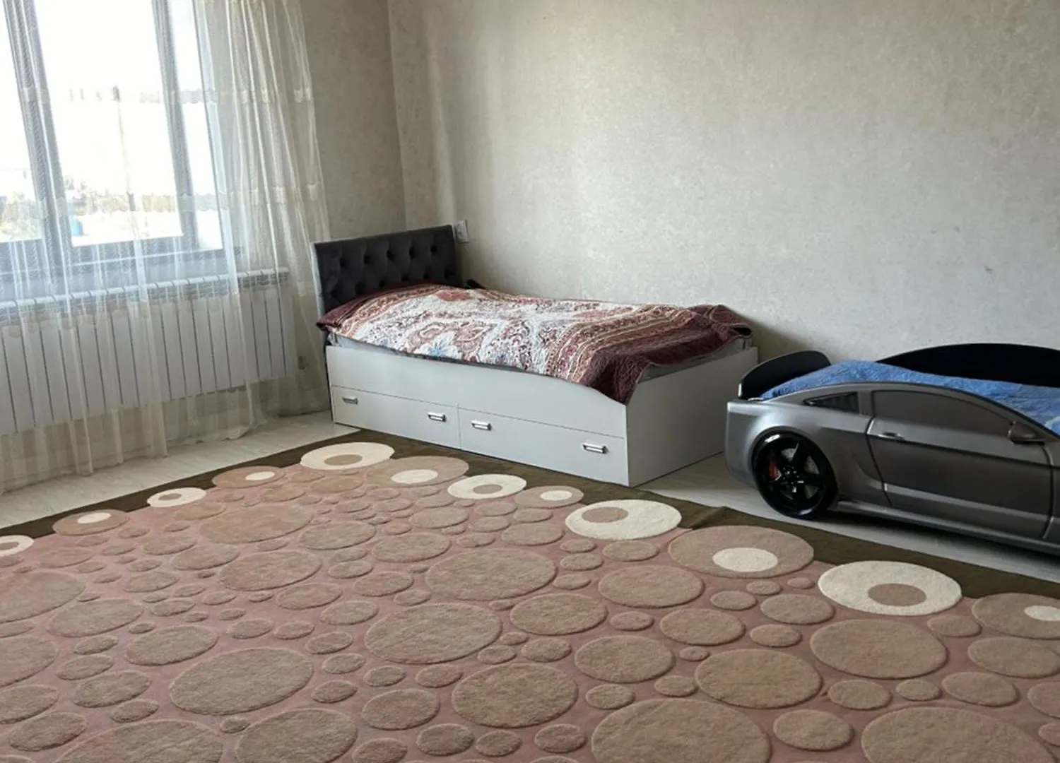 Просторный И Светлый Дом Apartment Almaty